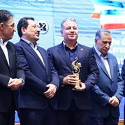 تندیس صادرکننده نمونه کشوری به پتروشیمی پارس اعطا شد+تصاویر